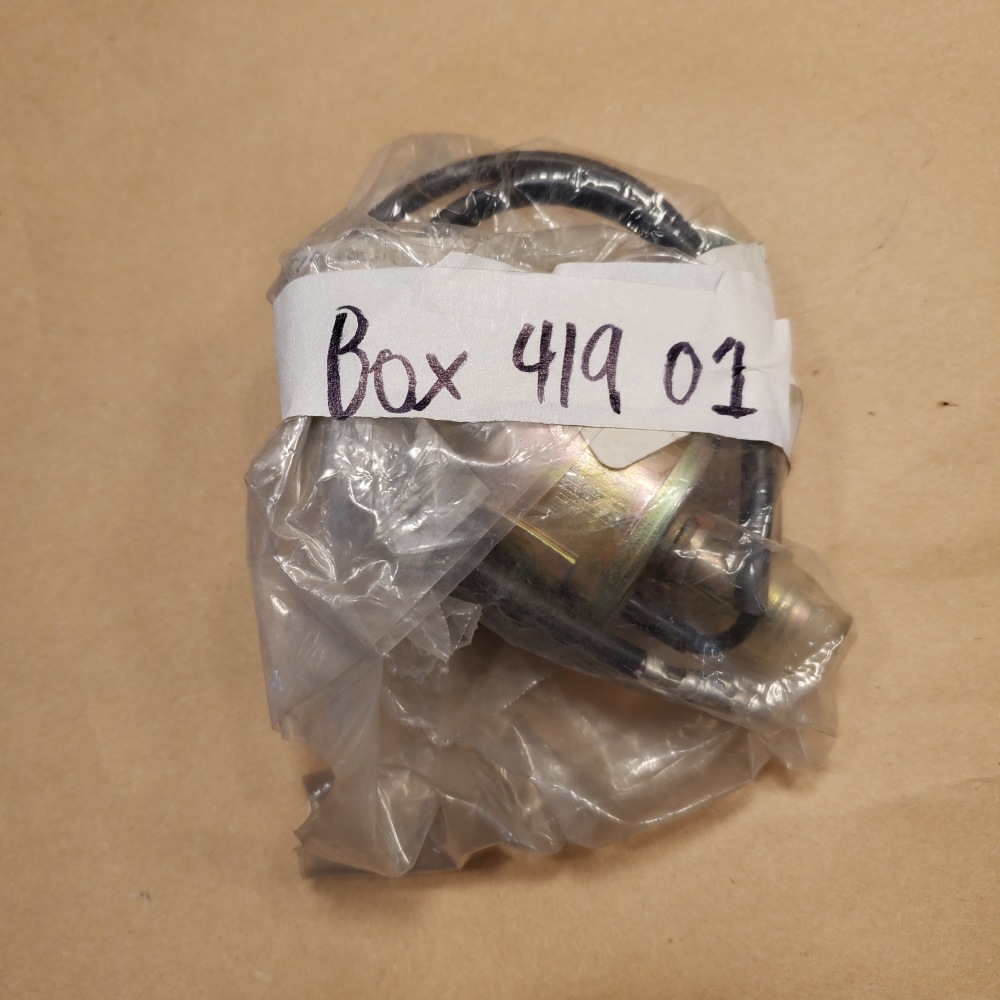 NOS Jaguar XJ6 XJ12 Fuel Solenoid Valve Return Right Hand Side CBC4270