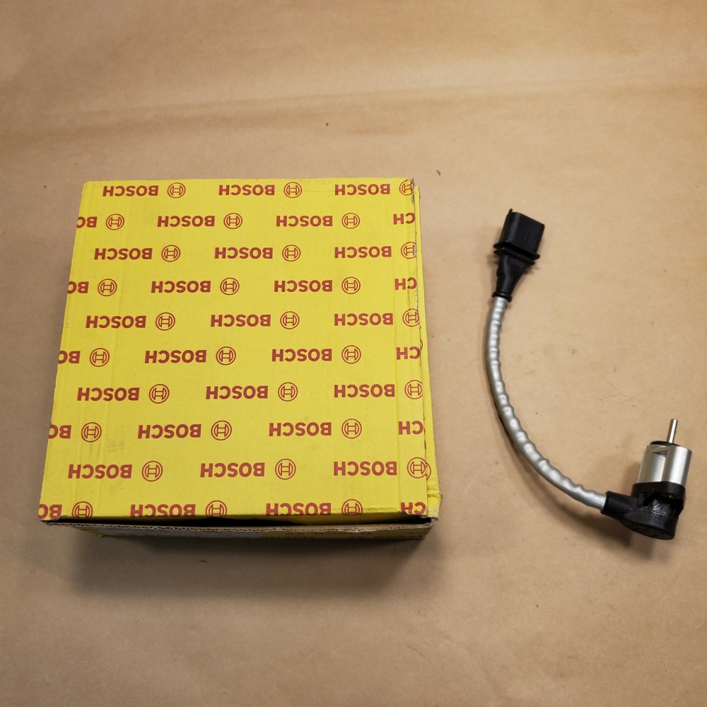 NOS Bosch Land Rover Discovery 2 Crankshaft Position Sensor ERR7354