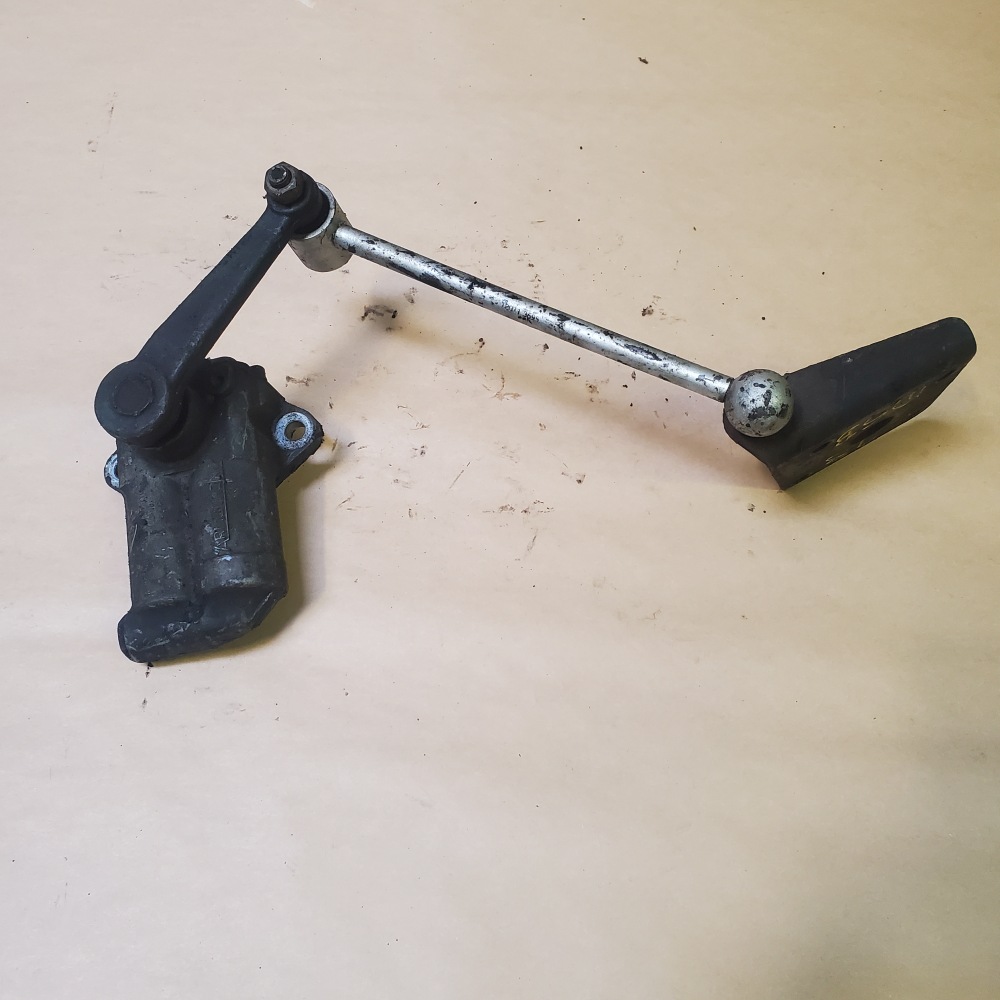 MG MGB Original Rear Suspension Right RH Shock Absorber with Link OEM For Sale, Seattle WA