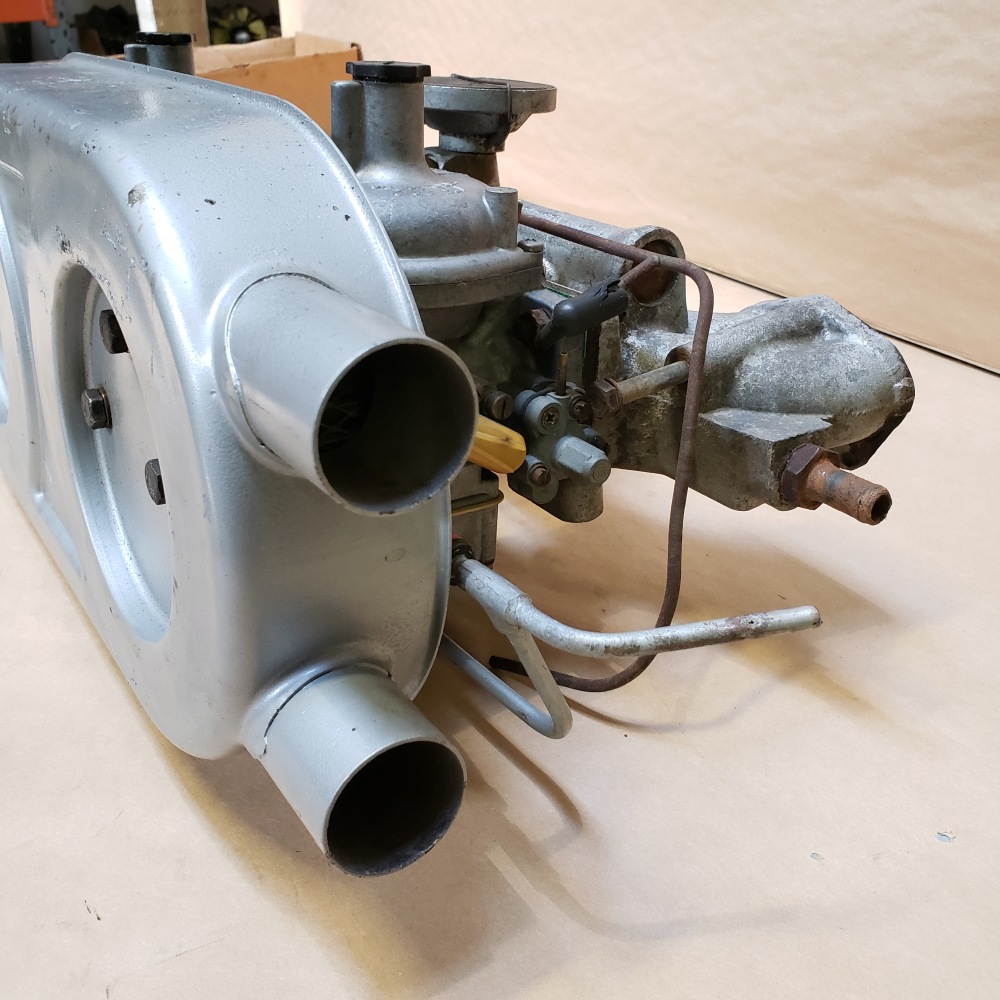 Triumph 6972 TR6 TR250 Intake Manifold w Dual Stromberg Carbs V3108