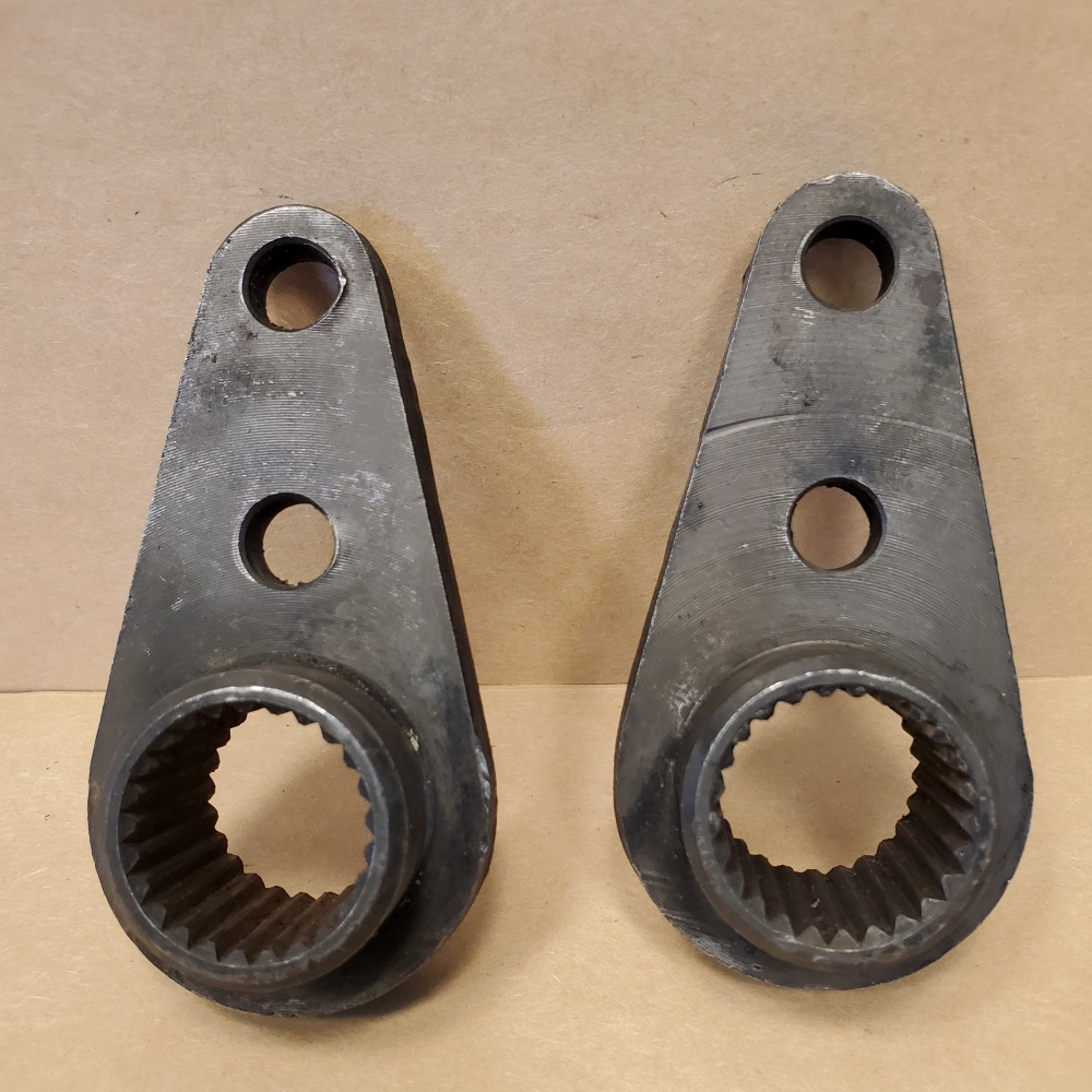 Jaguar XKE EType Series 1 2 Torsion Bar Mounting Bracket Pair C19379