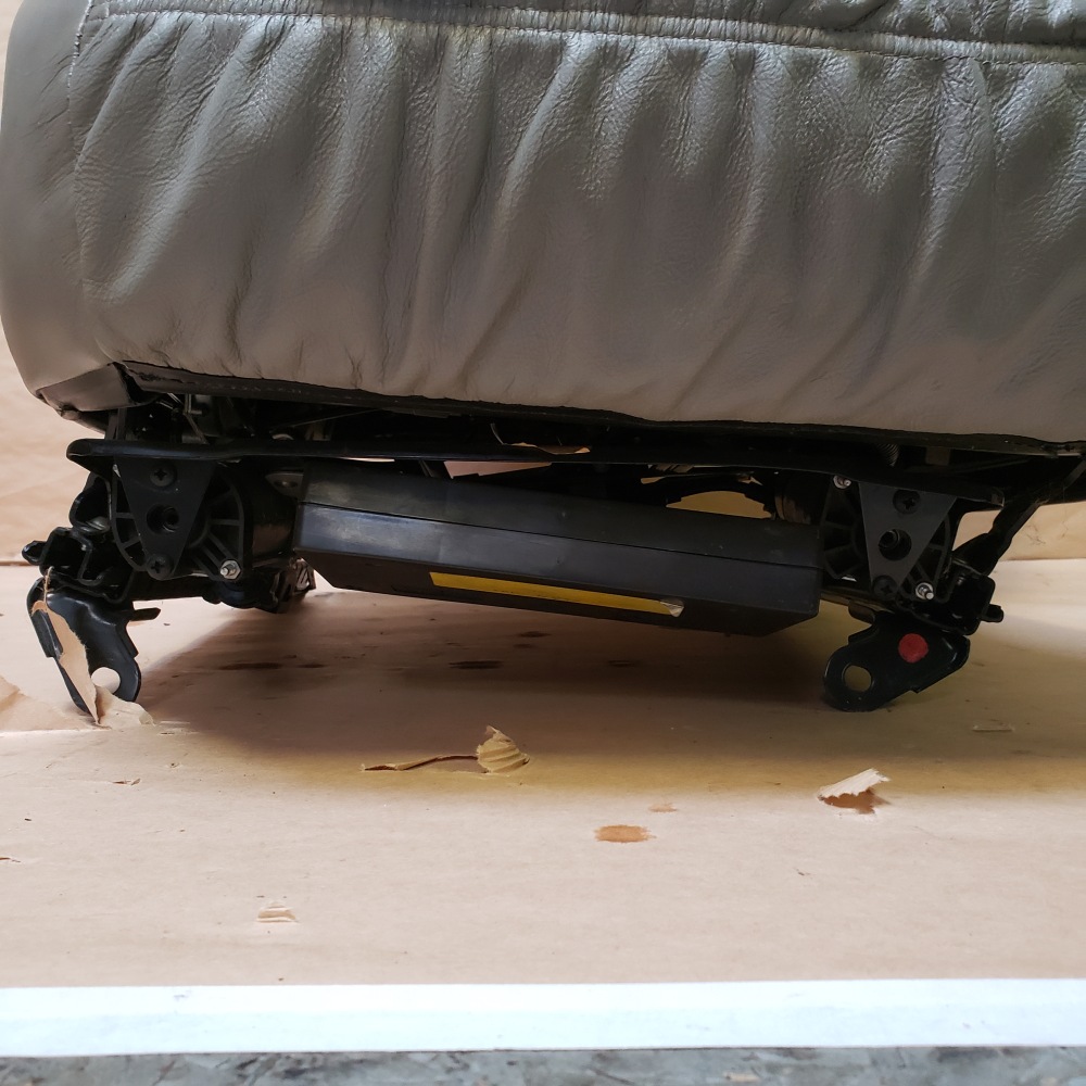 98-03 Jaguar XJ8 XJR VDP X308 Front Left Side Seat Lumbar Adjustment Support OEM