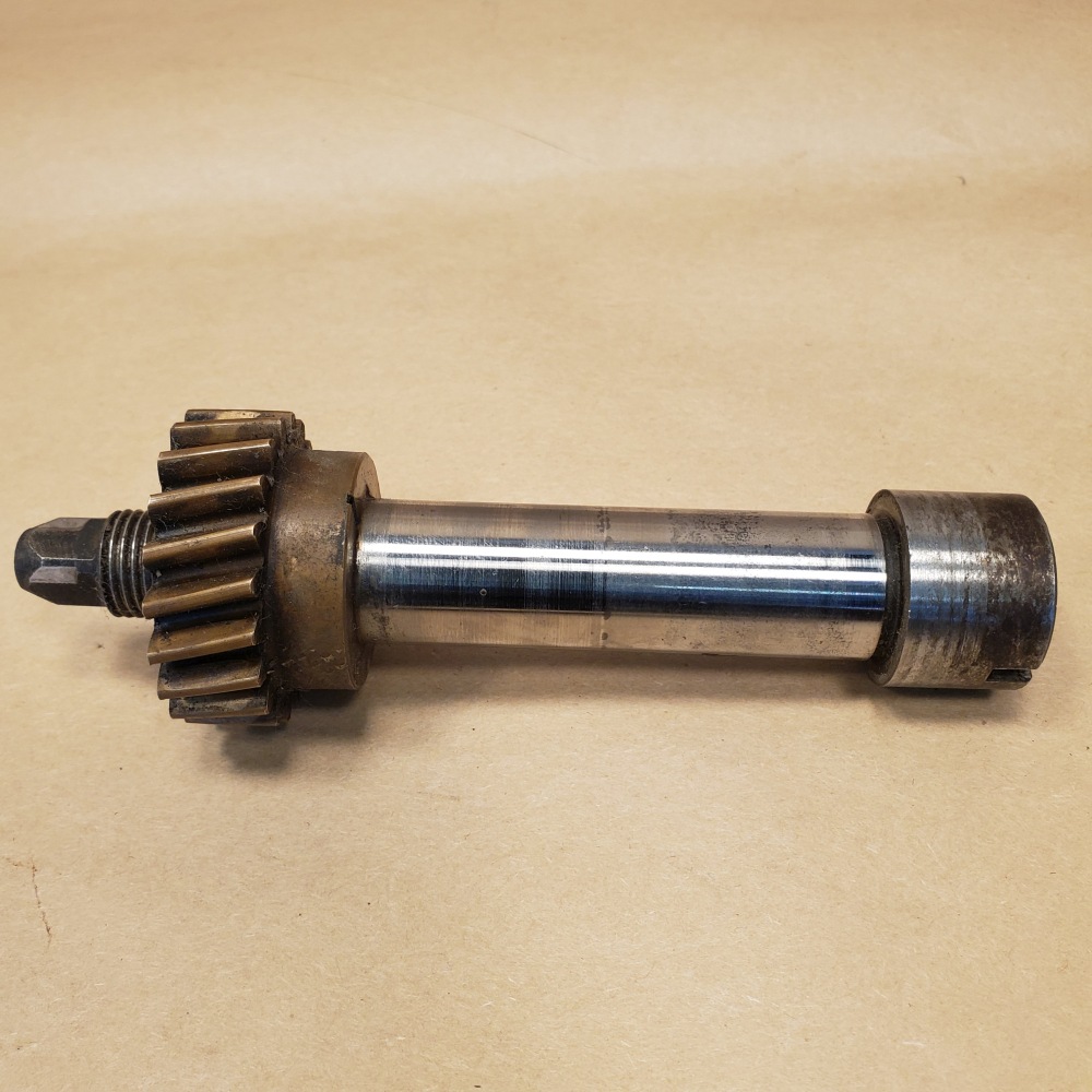 Original Jaguar XKE XJ6 MK2 XK150 Oil Pump Drive Shaft With Helical