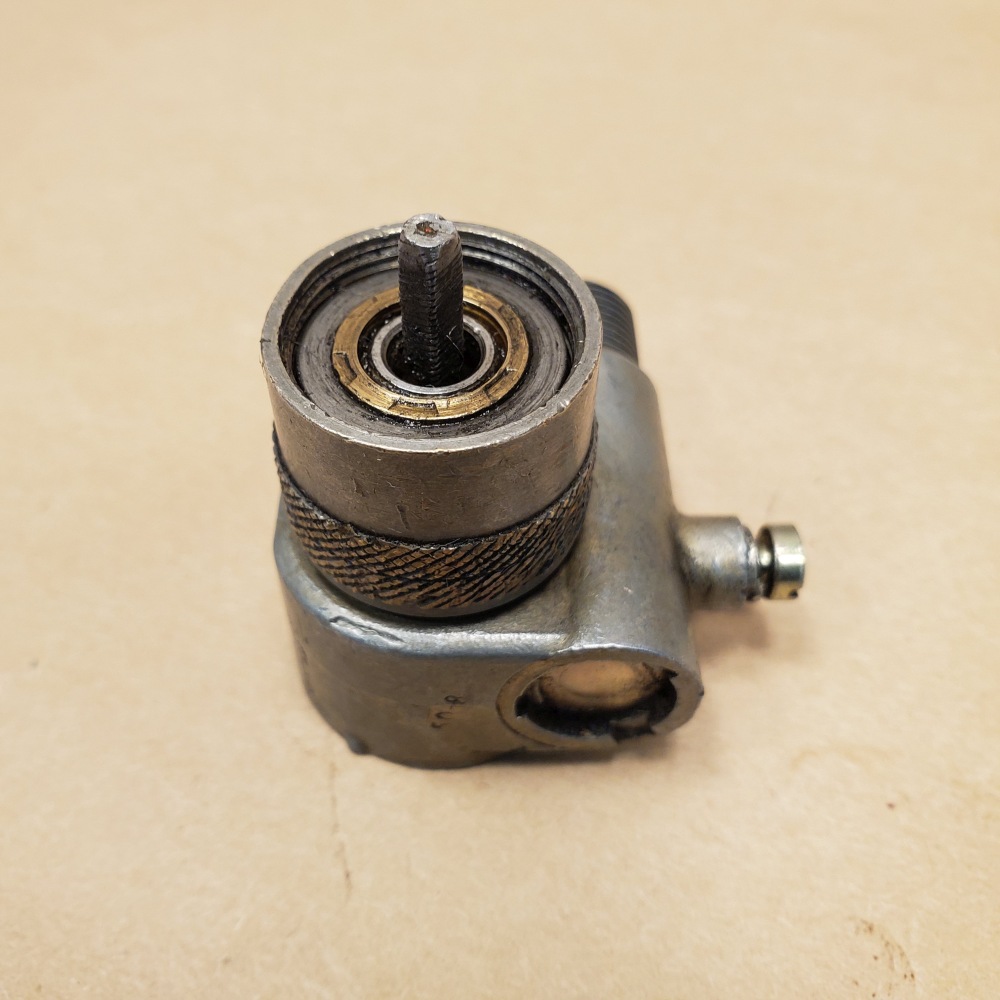 Smiths Original Jaguar XKE EType Speedo Angle Drive C25547 BG.2402/08