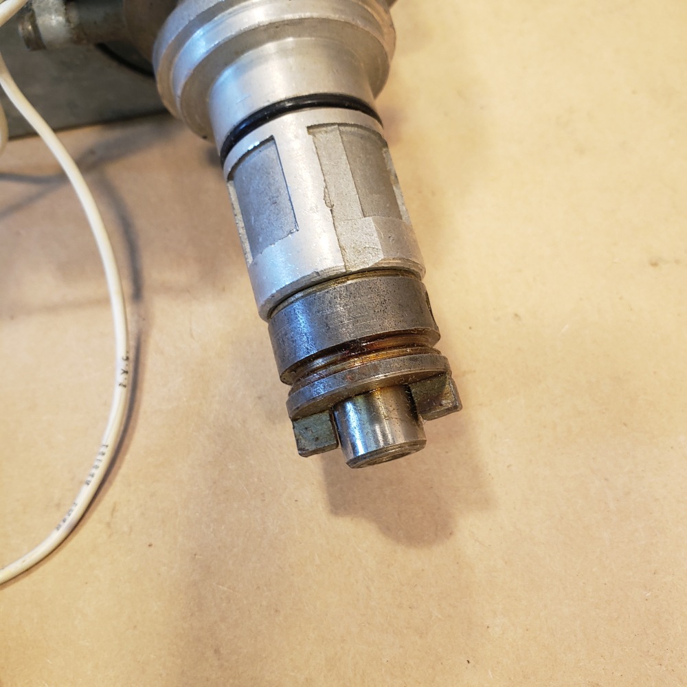 197780 MG MGB Lucas 41693A 45DE4 Distributor Dated 10/77 NOS For