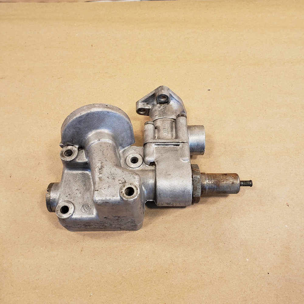 Original Jaguar XJ12 Series 3 XJS 5.3L V12 Engine Oil Filter Housing