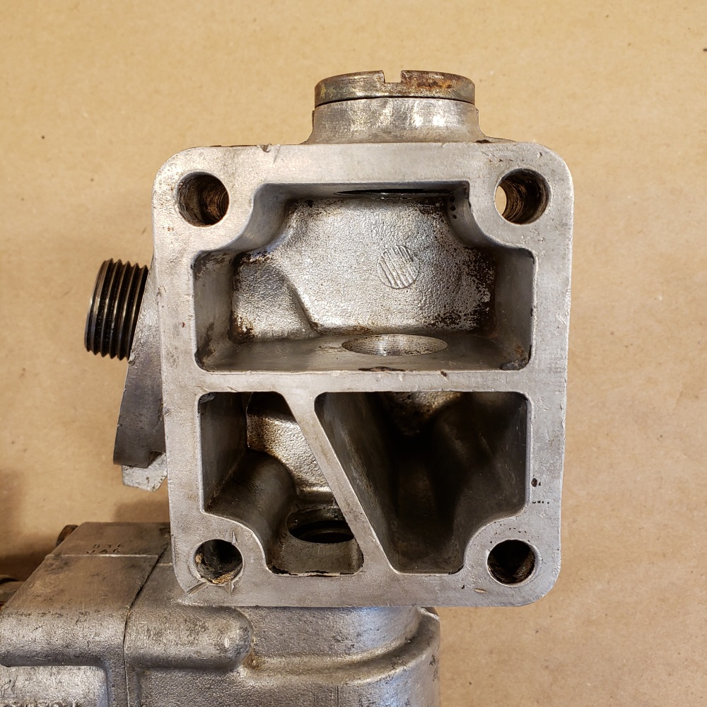 Original Jaguar XJ12 Series 3 XJS 5.3L V12 Engine Oil Filter Housing