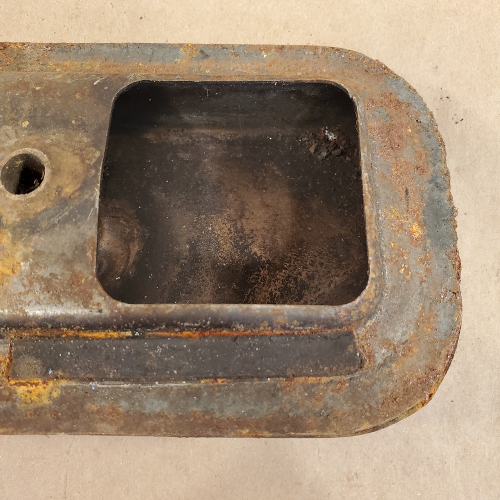 Original 71-80 MG MGB MGBGT Engine Breather Side Cover w Oil