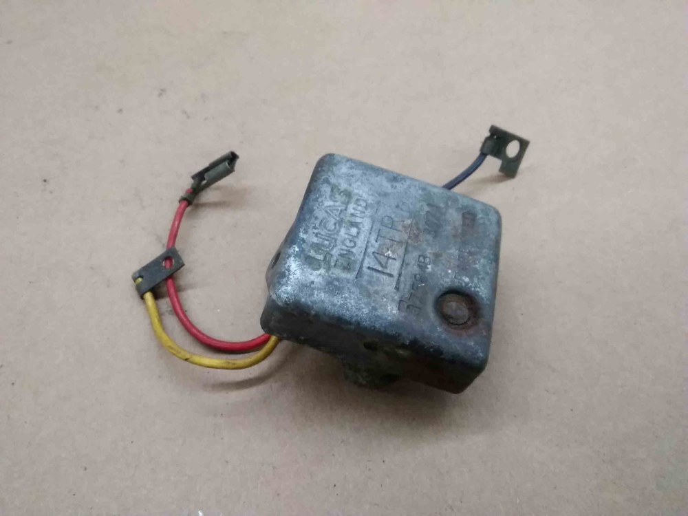 AccuSpark HT Lead Set For Jaguar XJ12 & V12 E-Type - JLM9584X (Replaces JLM9584)